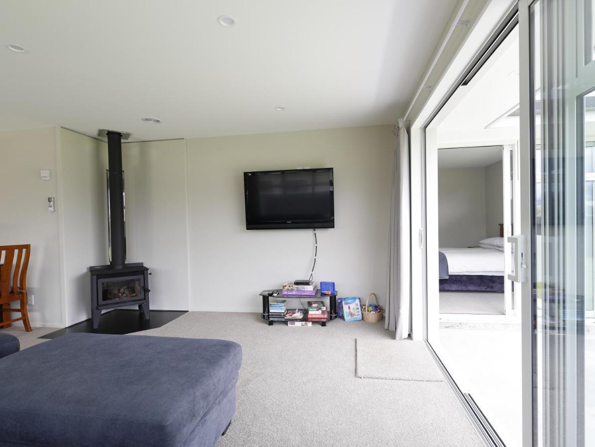 Fiordland Getaway - Te Anau Holiday Home Esterno foto